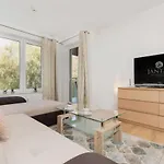 Апартаменты Jantar - Family Vacation Polanki Колобжег